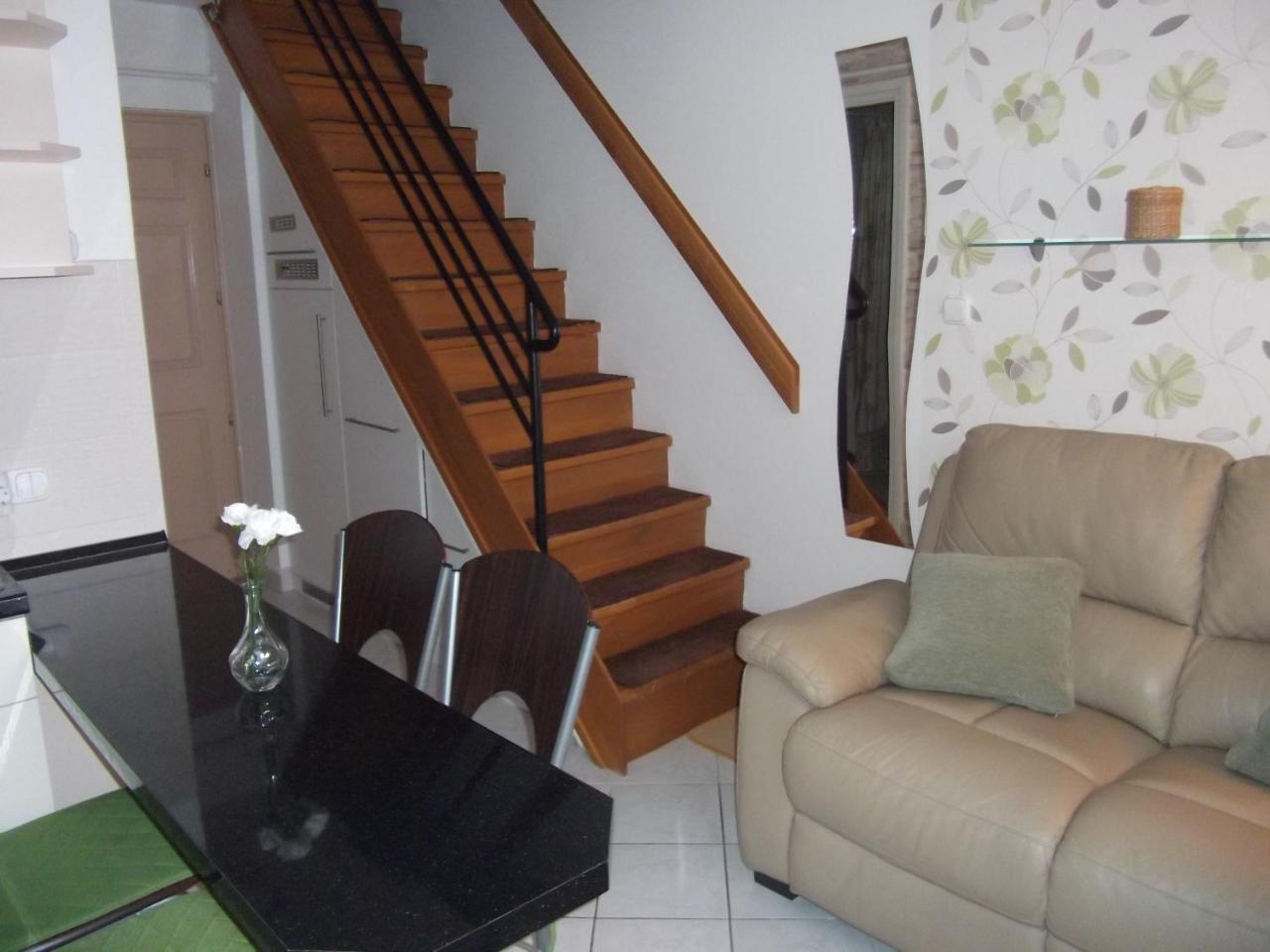 ヘーヴィーズRozsa Apartmanアパートメント エクステリア 写真